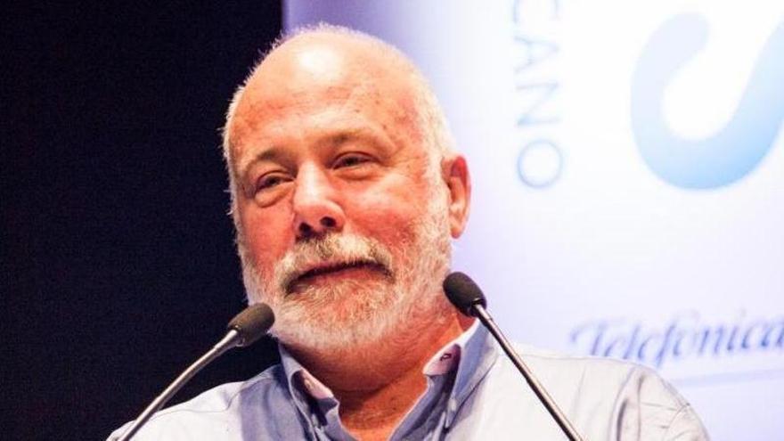 El periodista Ramón Lobo anuncia que padece cáncer