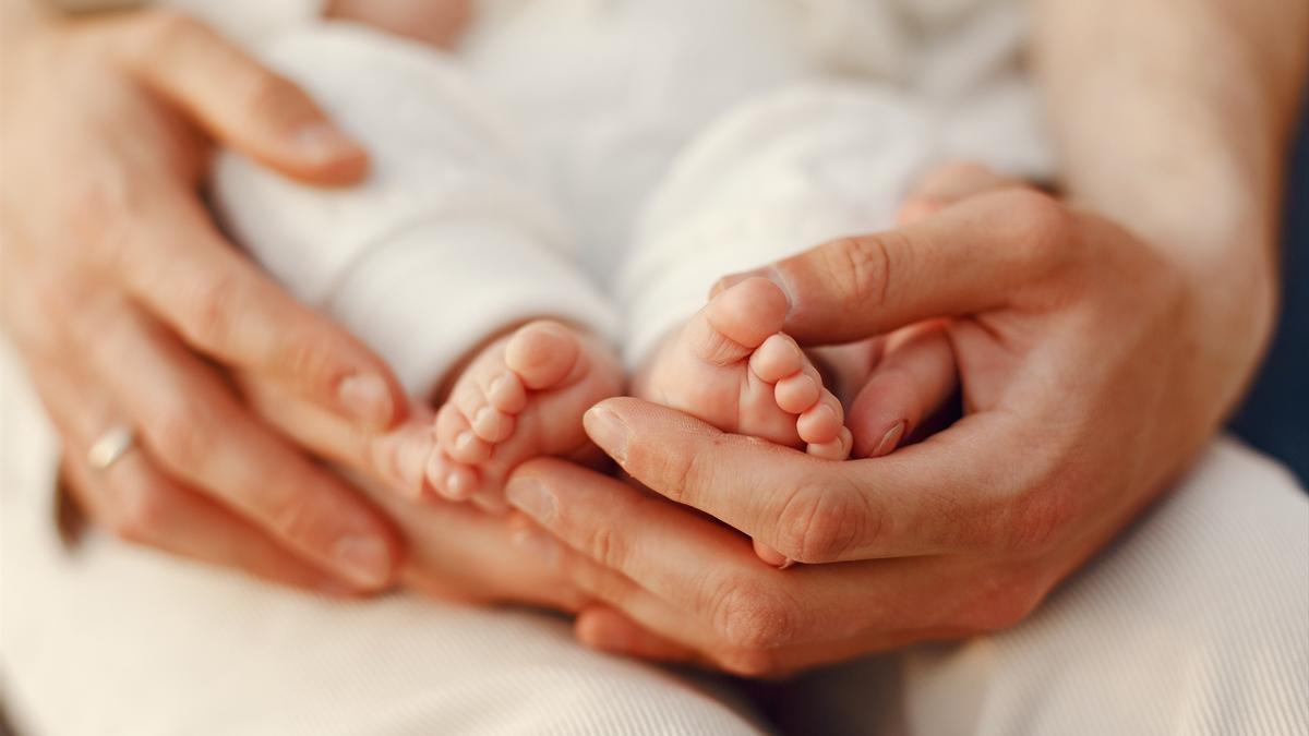 El grupo de madres de entre 30 y 34 años es el mayoritario, con el 34,1 % de los nacimientos.