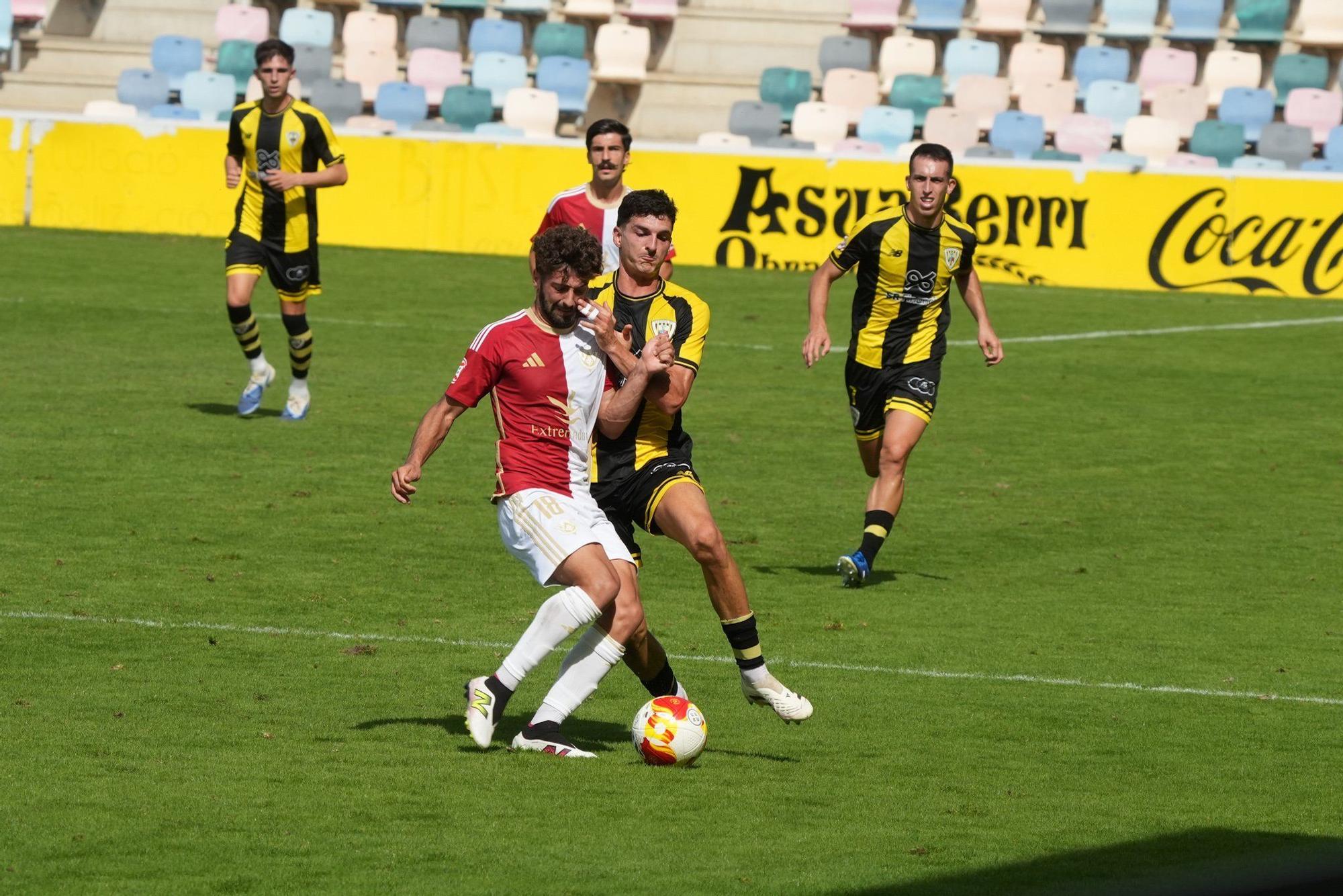 El Barakaldo-Cacereño, en imágenes