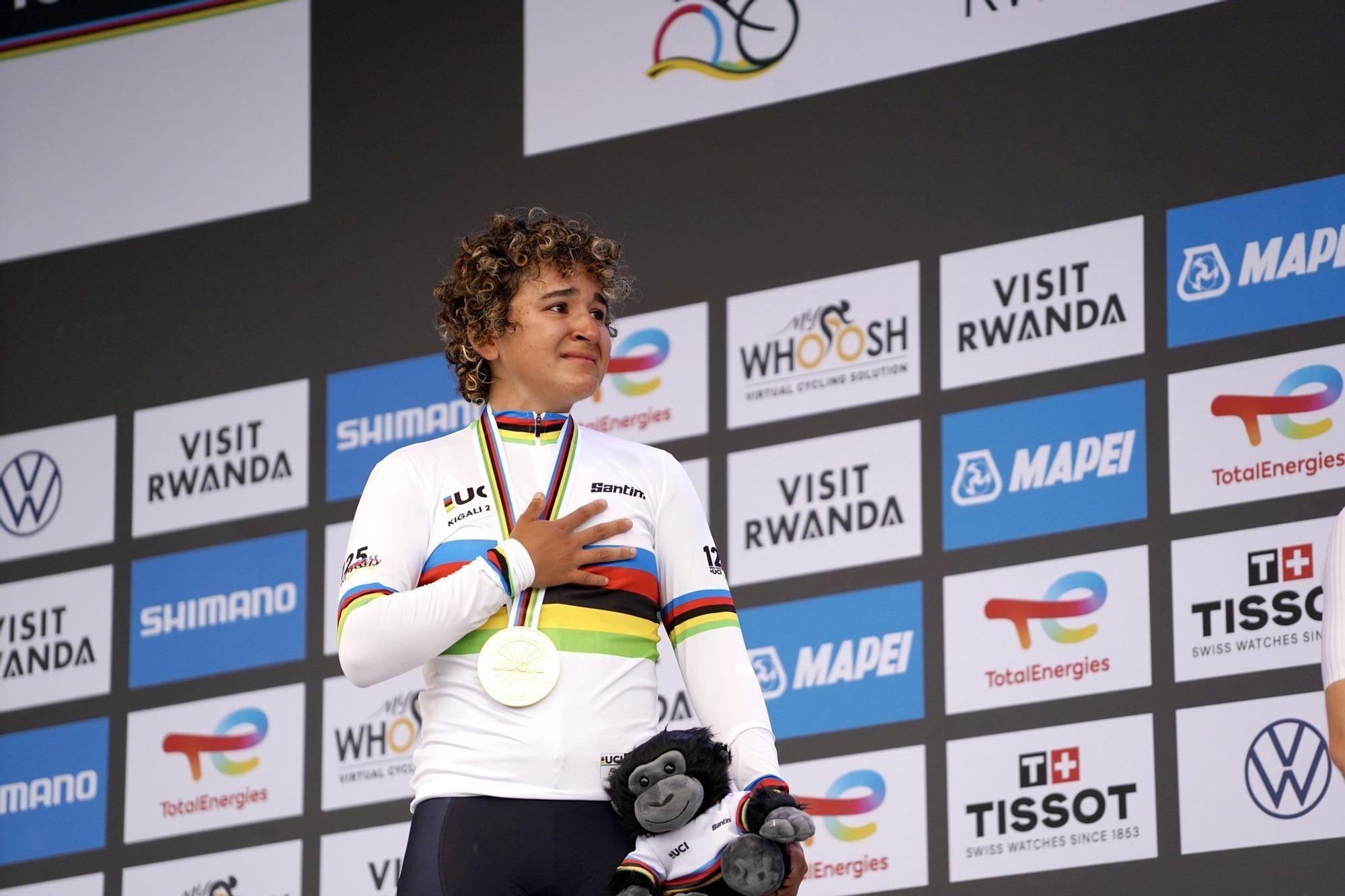 Álbum de fotos de Paula Ortiz campeona del mundo de ciclismo júnior