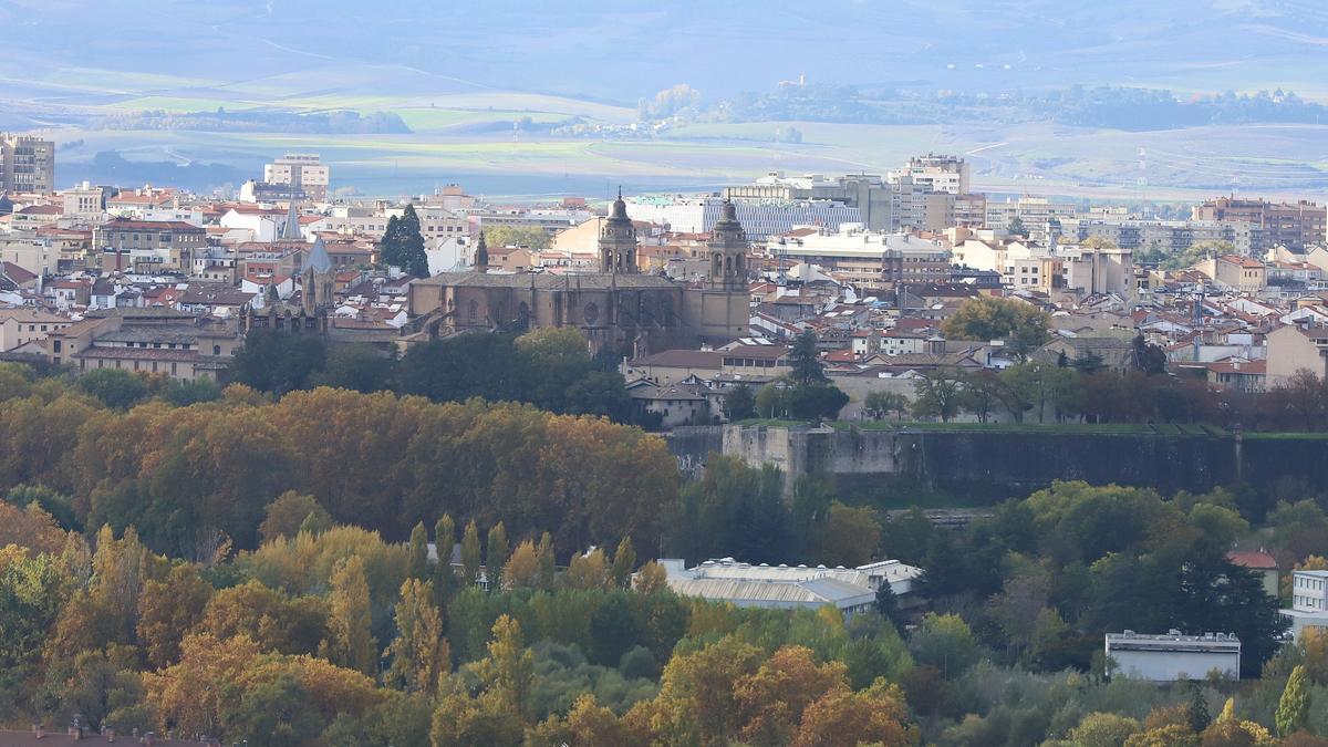 Vista general de Pamplona desde el monte Ezkaba.