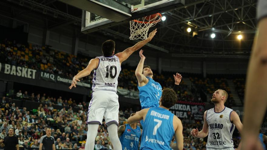 El Surne Bilbao busca meter la cabeza en las plazas de ‘play-off’