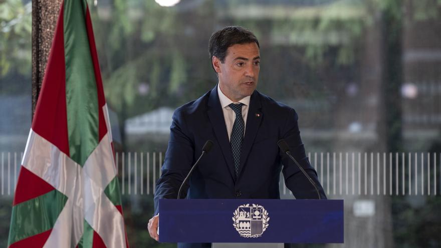 El lehendakari dice que la ciencia debe alumbrar en tiempos de teorías de la conspiración