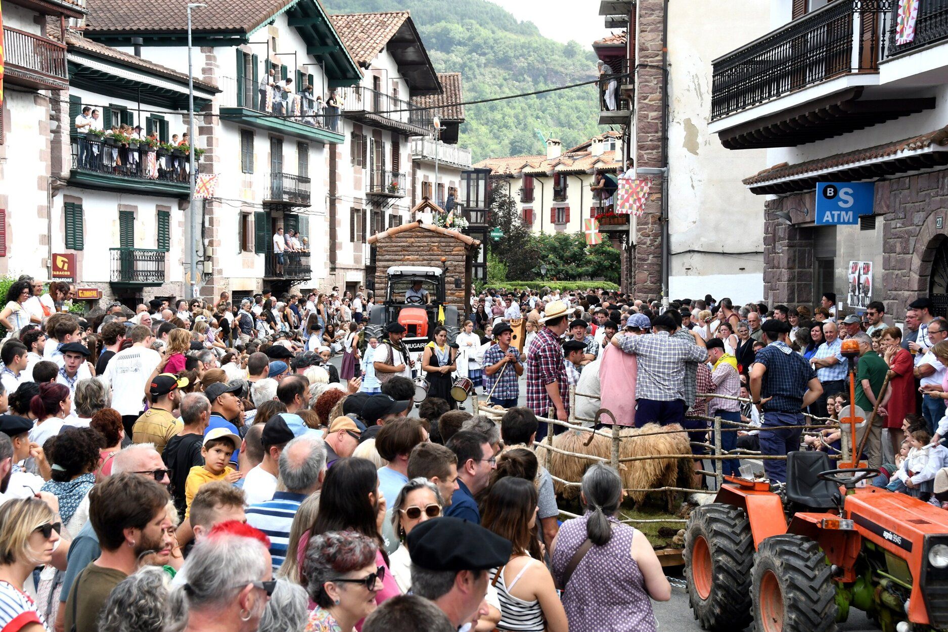 15 pueblos unidos en el Baztandarren Biltzarra