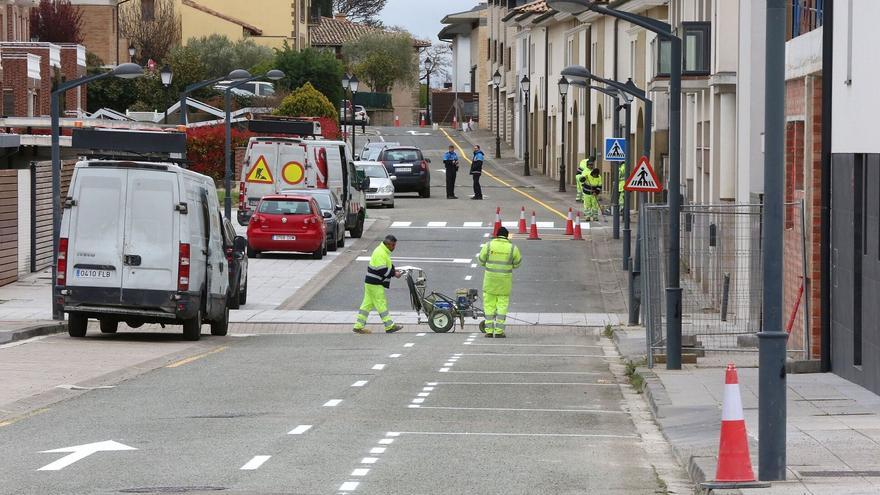 Malestar vecinal con la reorganización del tráfico en una calle de Cizur Menor