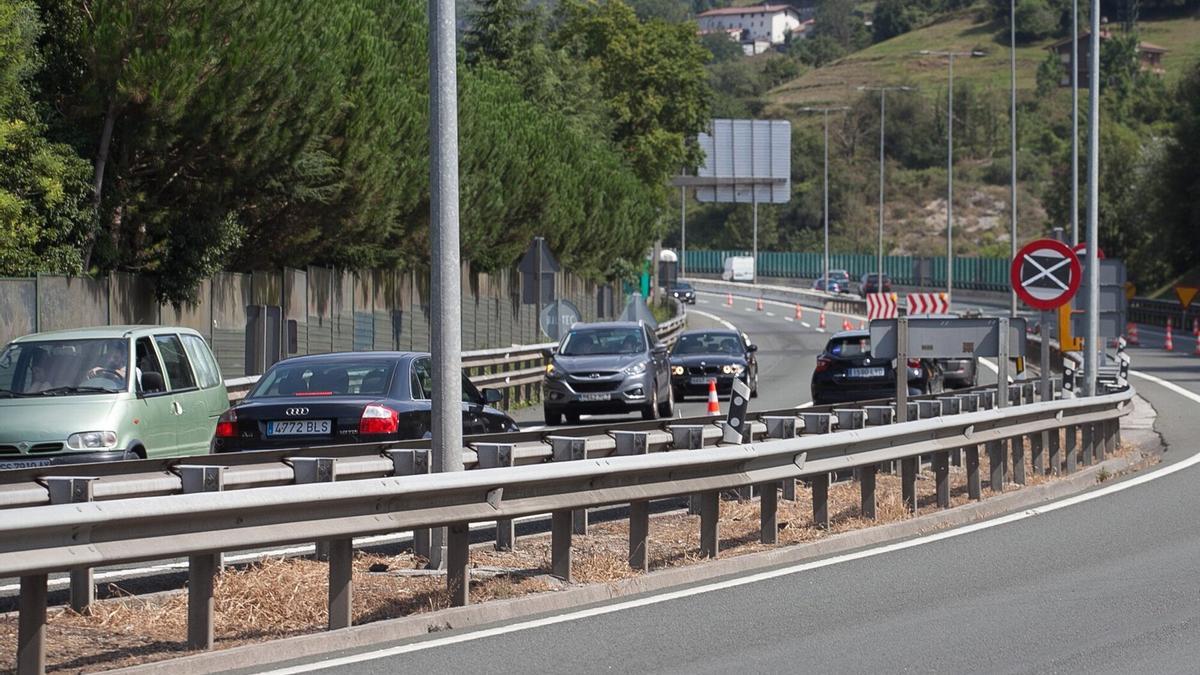 La N-1 a la altura de Tolosa dirección Donostia.