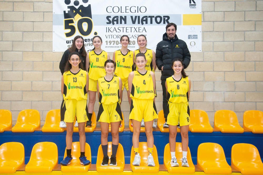 San Viator sakibaloiko kadete A taldea: Nerea, Lei