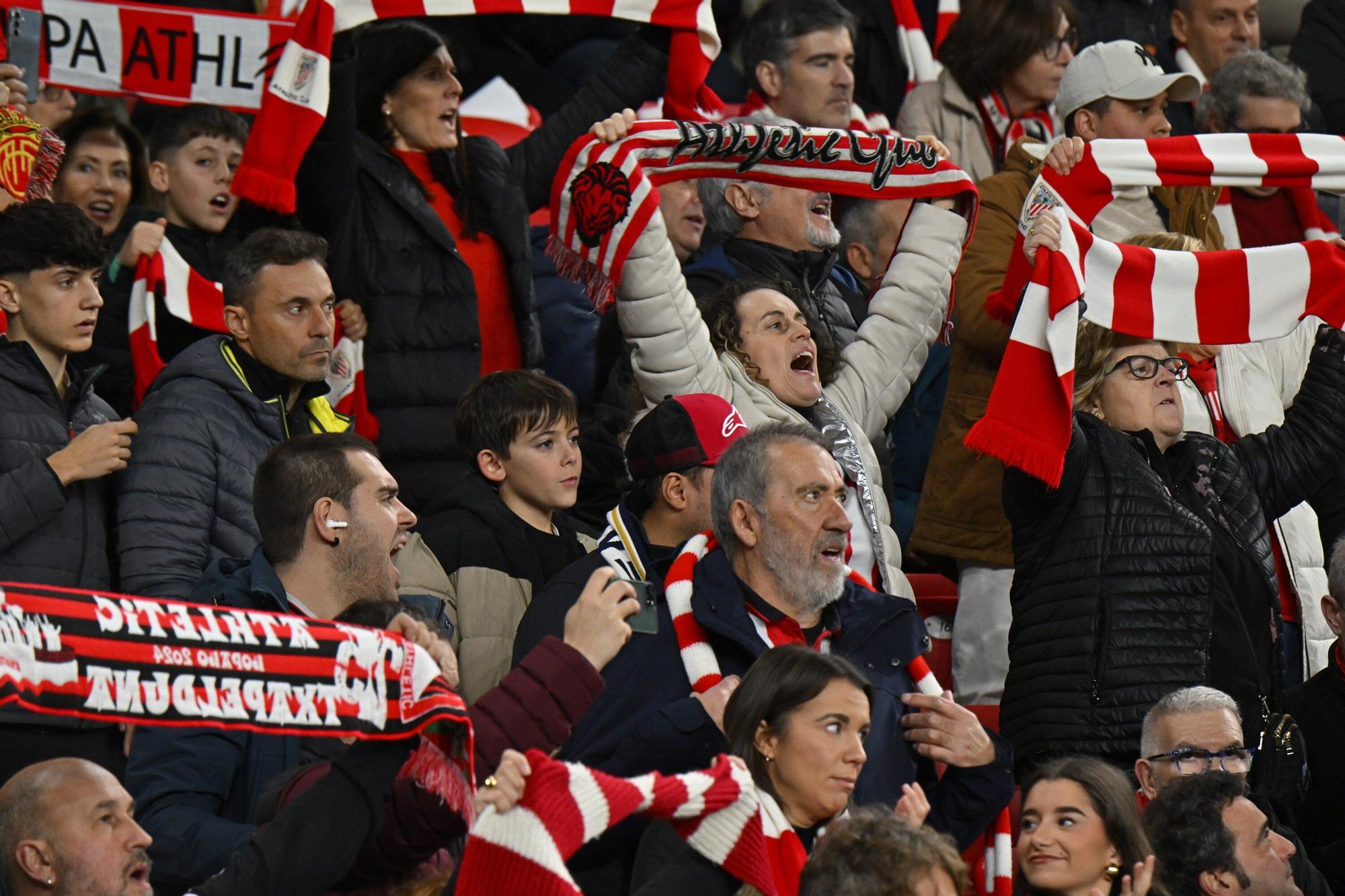 En imágenes: ¿Has estado en San Mamés viendo el Athletic-Real Oviedo? Búscate en nuestra galería de fotos