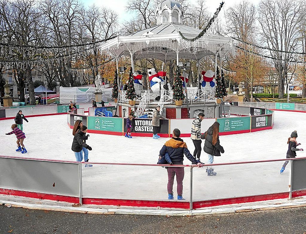 Imagen de archivo: La inauguración de la pista de hielo de La Florida
