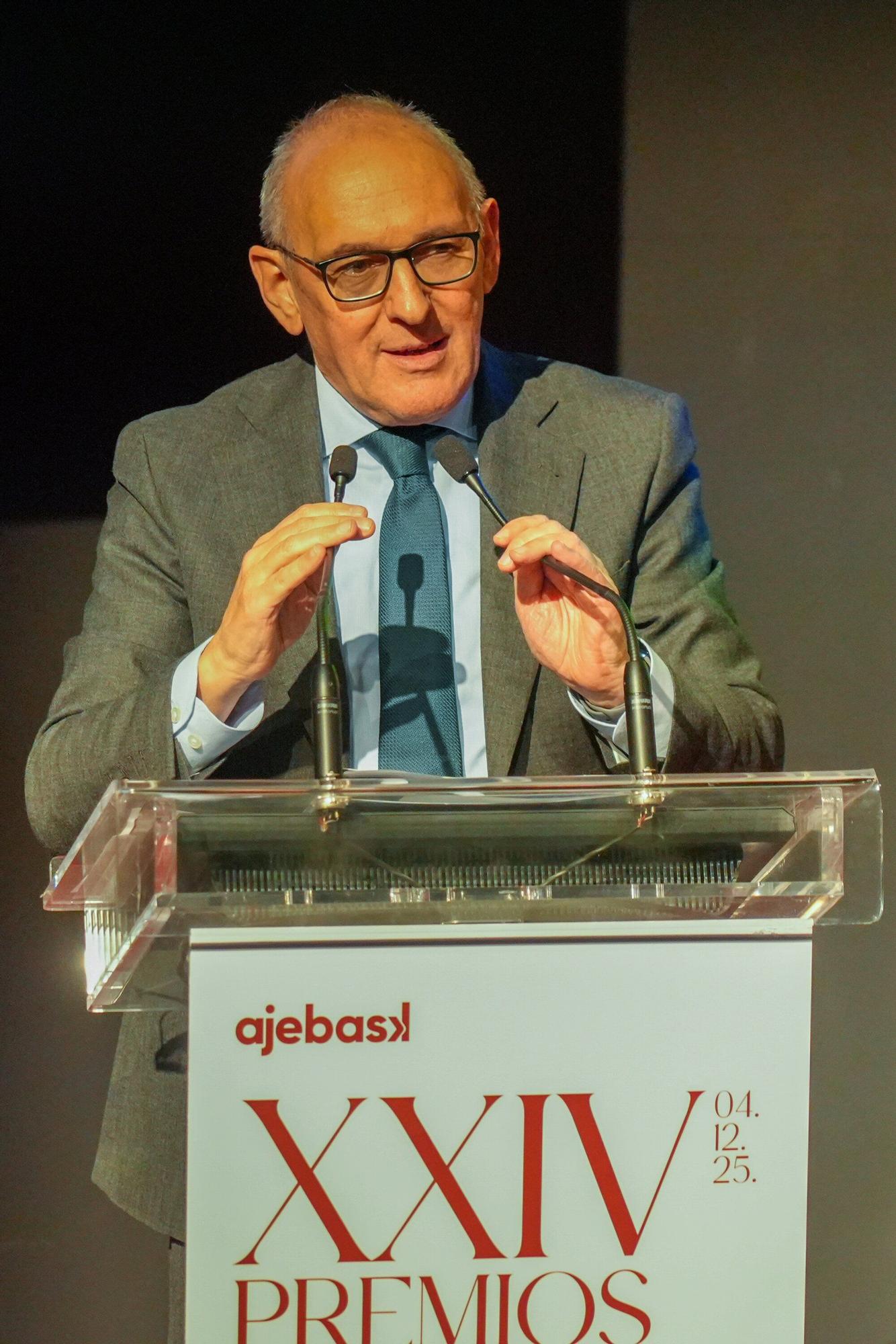 En imágenes: Entrega de los premios Ajebask 2025