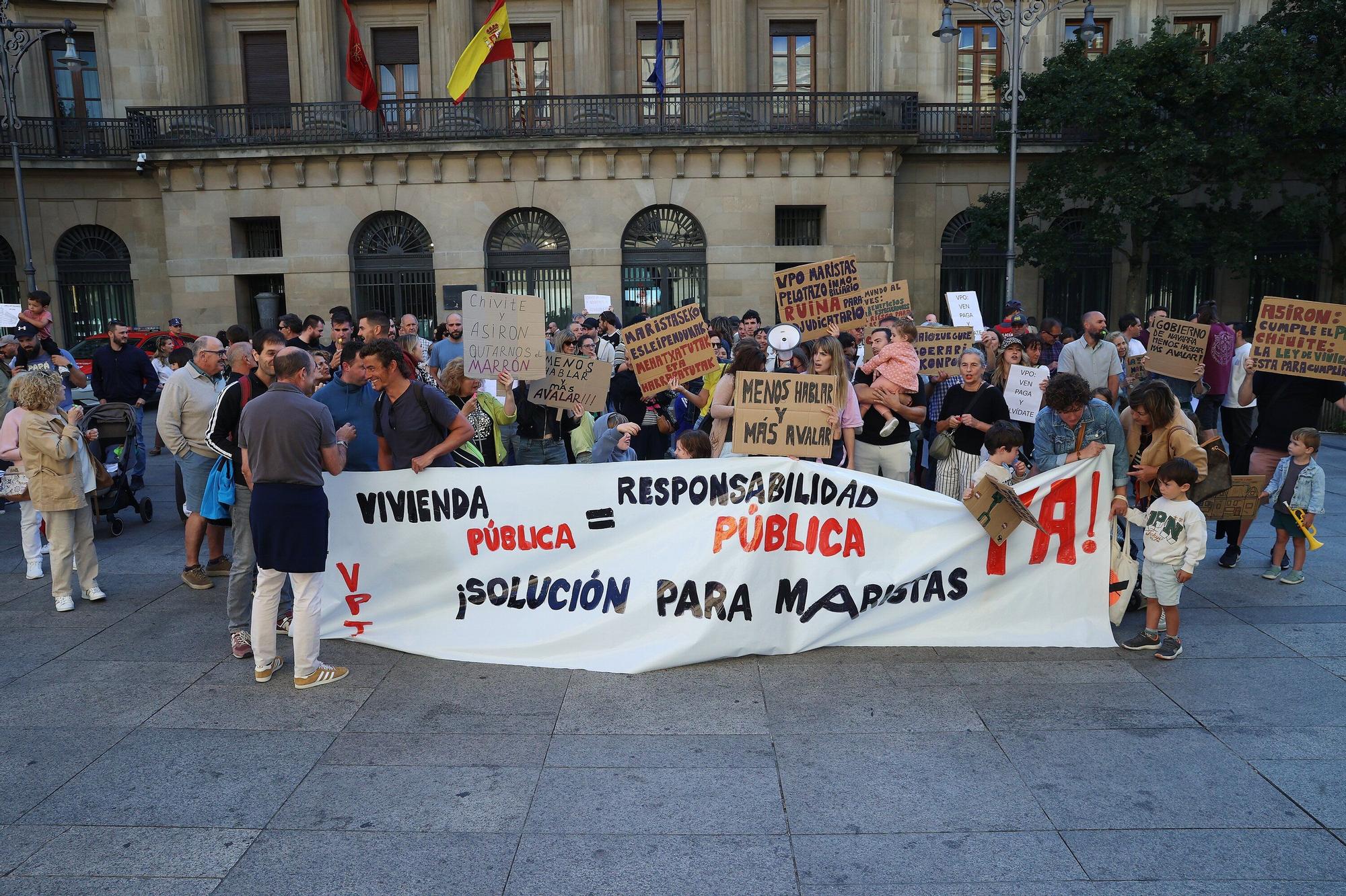 Concentración de familias afectadas por los pisos de Maristas