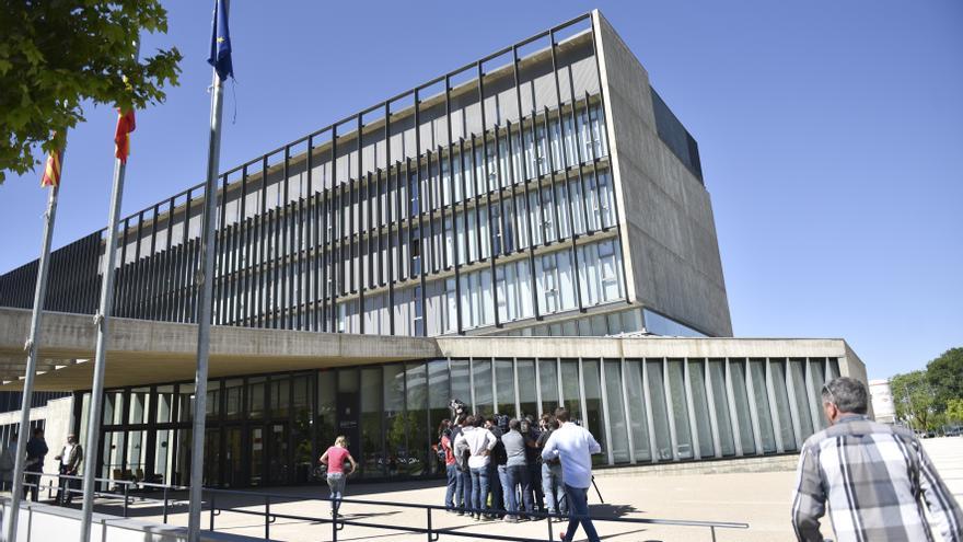 Las condenas de los tres adultos de la 'manada de Huesca' suman más de 26 años de prisión