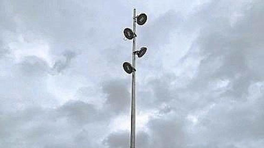 Farola que se ha instalado.