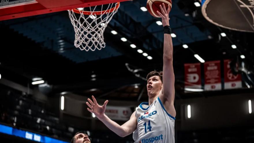 El Surne Bilbao cerrará su plantilla con el fichaje de Ondrej Hustak