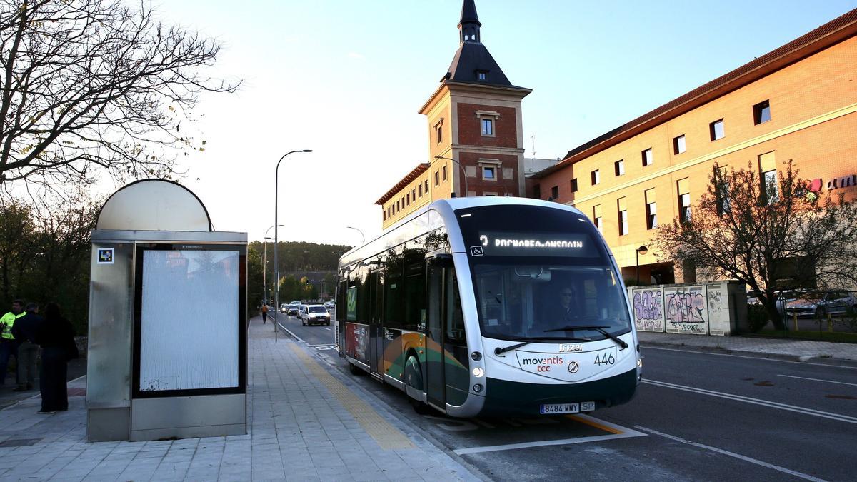 Parada adelantada ubicada en la avenida de Gipuzkoa, este miércoles por la mañana.
