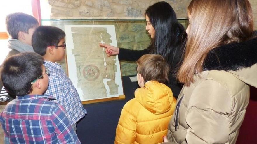 El taller del año pasado sumergió a los pequeños en la historia de la comarca. Foto: E. Castresana