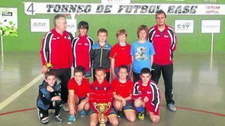 Equipo de Milagro, subcampeón en la categoría 2003