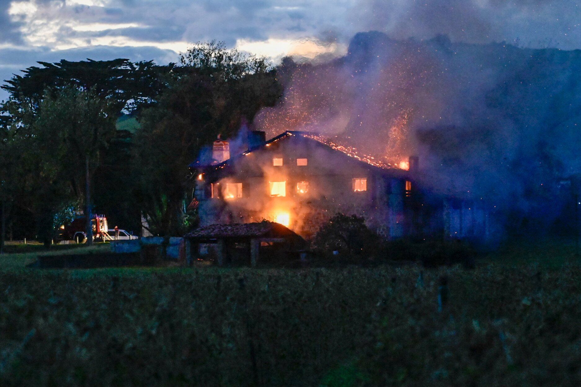 [Fotos] Segundo incendio del mes en Zumaia