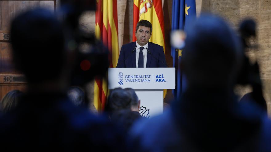 Así será la comparecencia de Mazón en Les Corts: dos turnos, una réplica de los grupos y con límite de tiempo