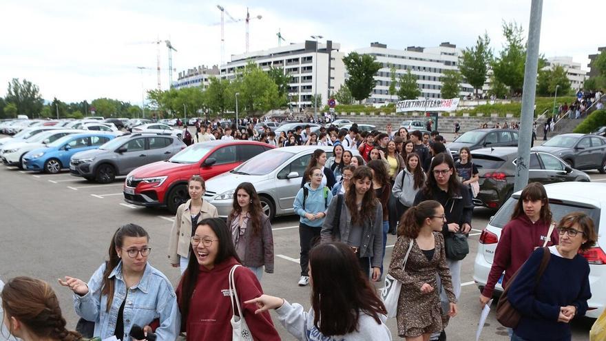 ¿Qué medidas tiene Navarra ante la IA y los pinganillos en la Selectividad?