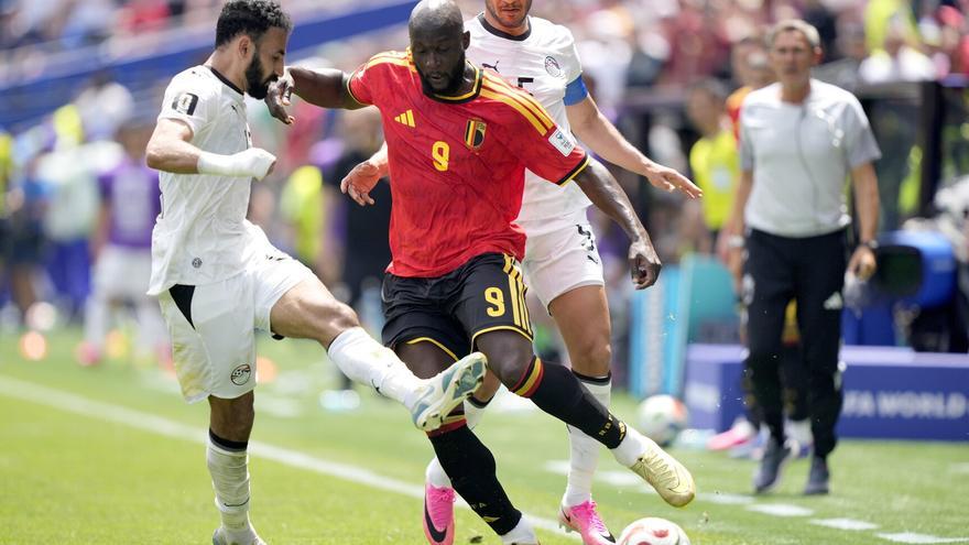 Lukaku rescata a Bélgica