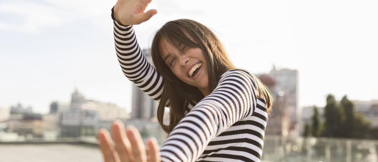 ¿Cómo ser feliz? Los cuatro pilares básicos para lograr una vida satisfactoria