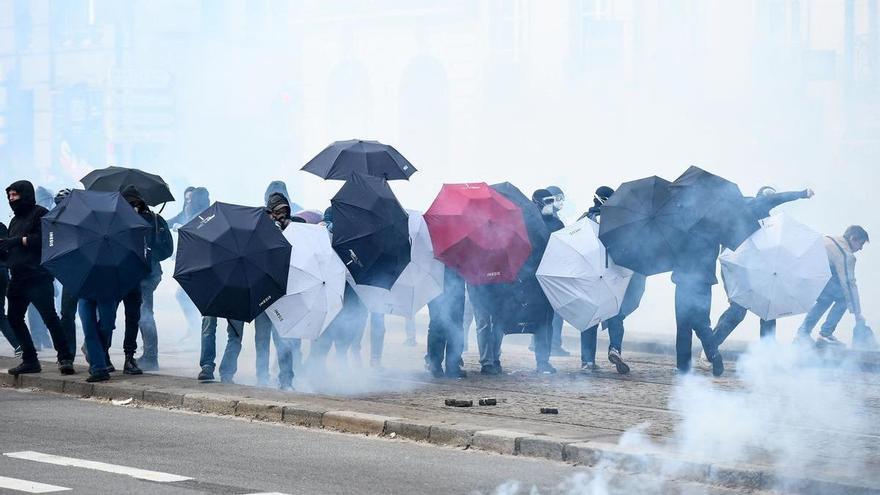 Francia encara una semana decisiva para el futuro de su crisis política