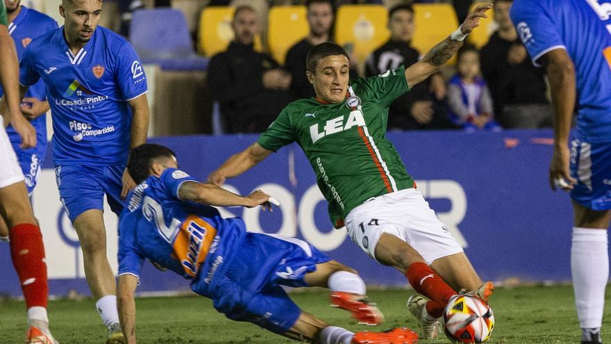El 1x1 del Alavés ante el Deportivo Murcia: El despertar de Karrikaburu