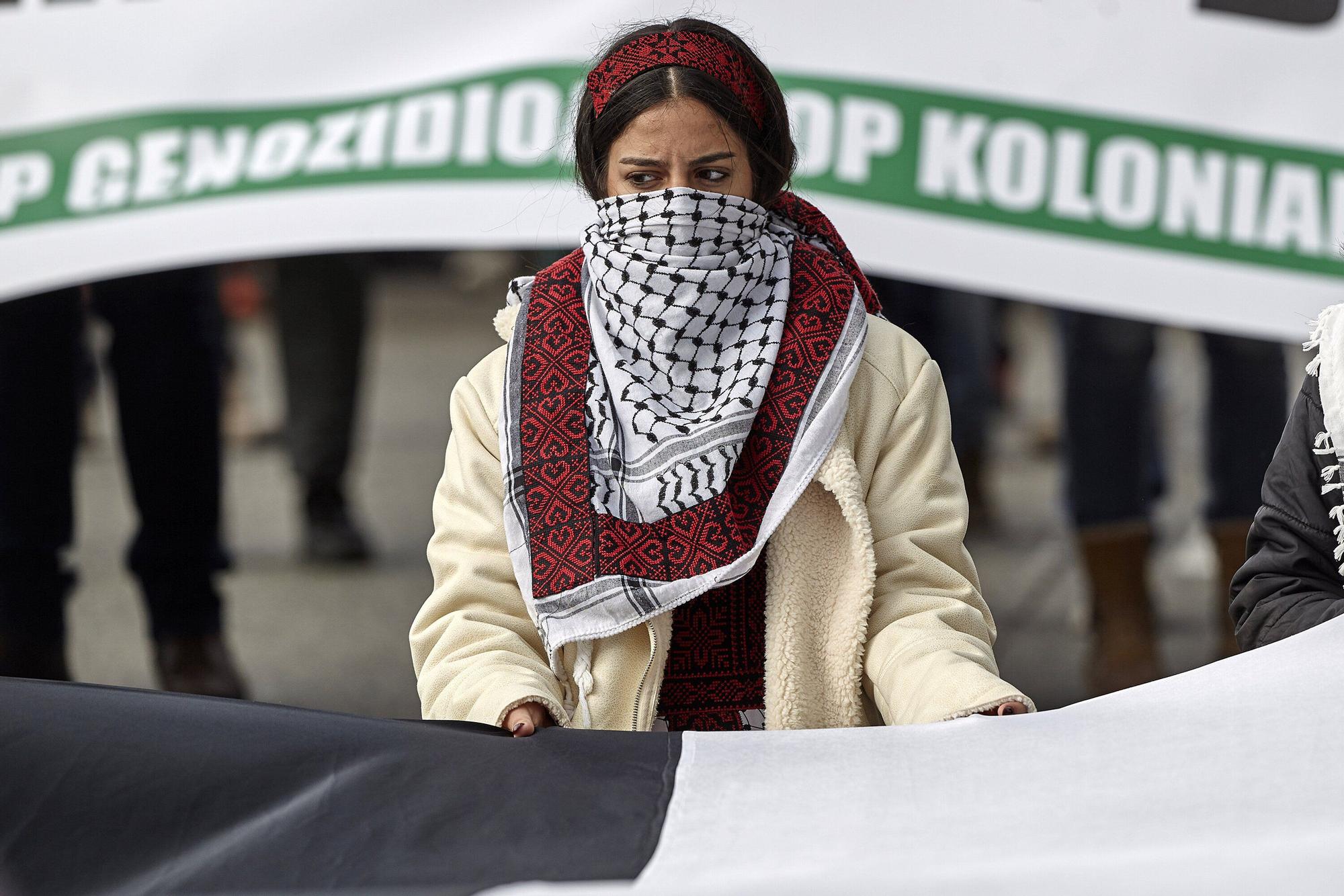 En fotos | Iruña reclama la "ruptura de relaciones con Israel"