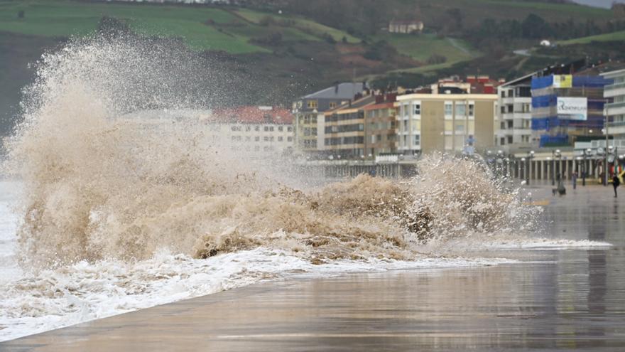 Salud recomienda no bañarse en once playas de Bizkaia y Gipuzkoa por el estado del agua