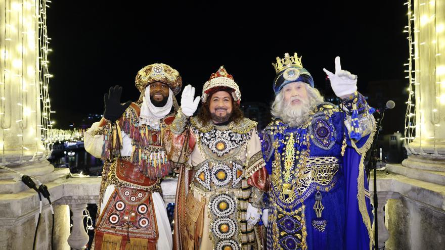 Errege Magoek milaka umeen ilusioa piztu dute Bilbon