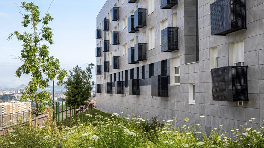 Condenan a una inmobiliaria vasca por el sobreprecio encubierto en la venta de VPO