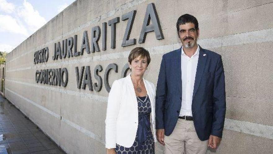 Lakua se compromete a intentar atraer más congresos a Donostia
