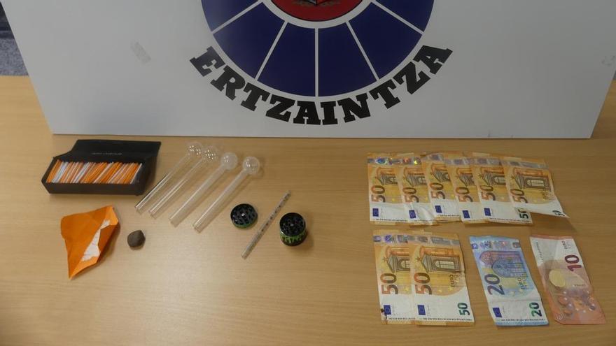 Detenido un hombre de 57 años en Llodio por tráfico de drogas