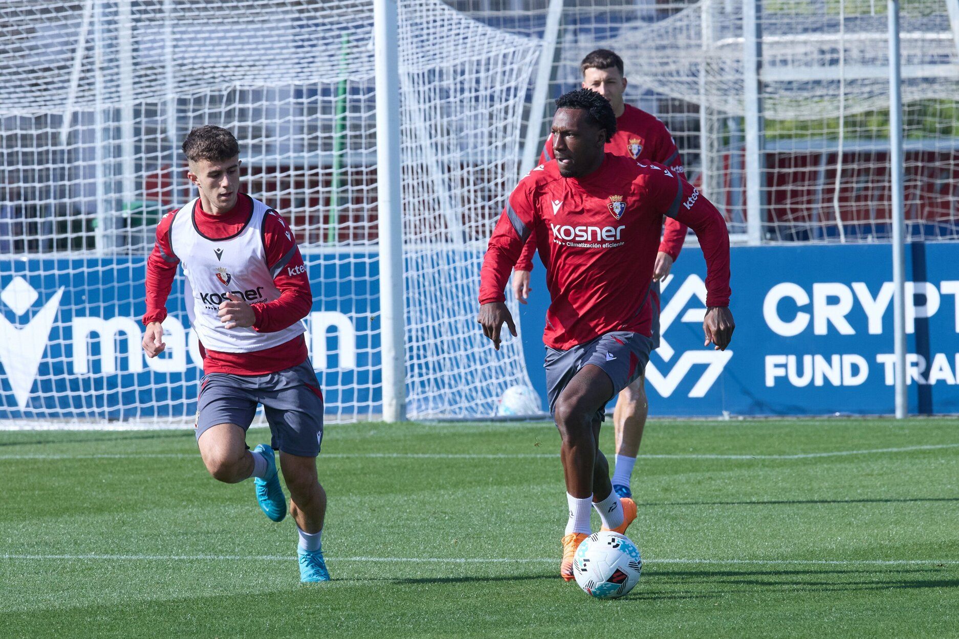 Fotos del entrenamiento de Osasuna (27/09/