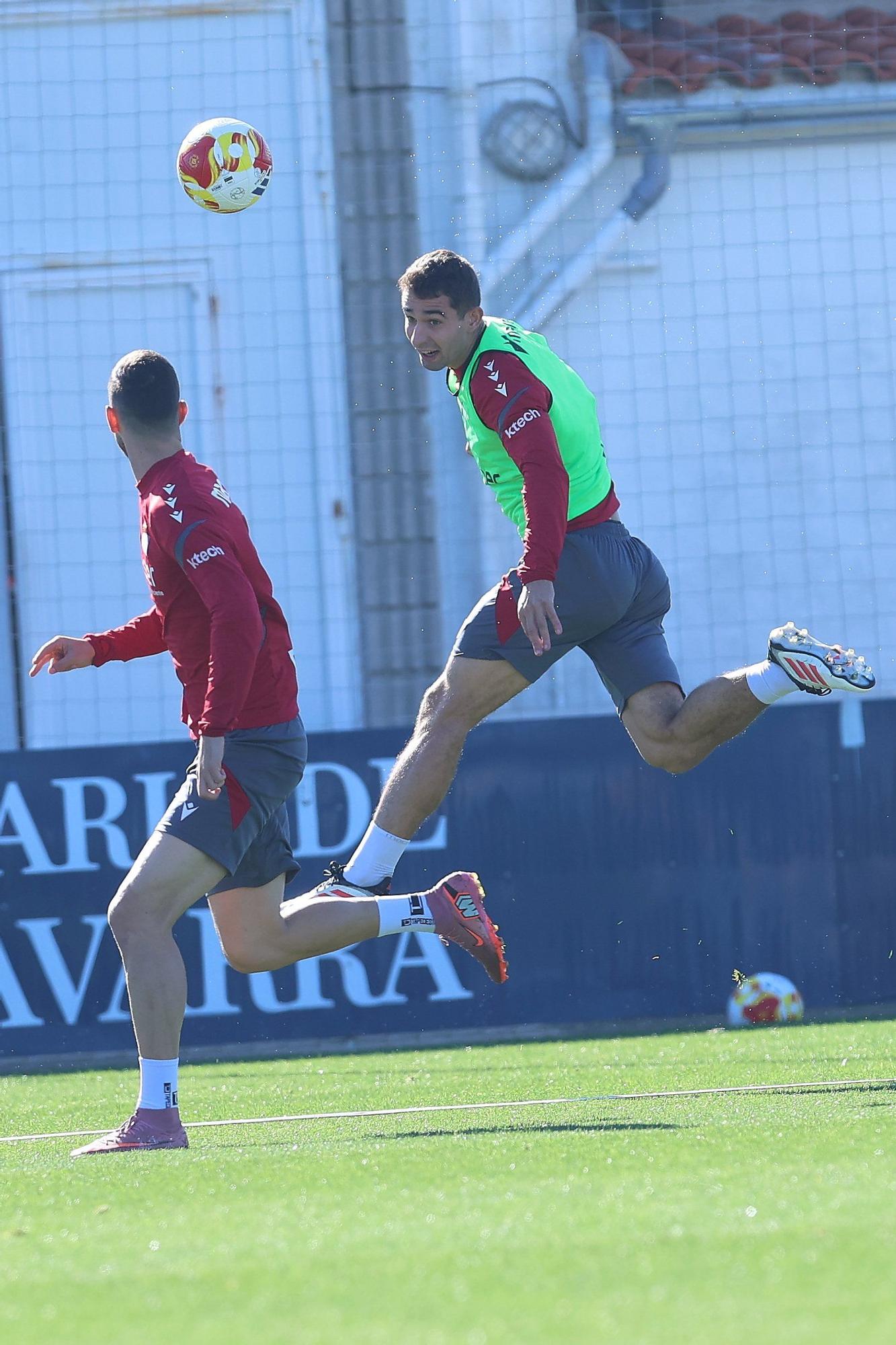 Fotos del entrenamiento de Ossuna (martes 28 de octubre de 2025)