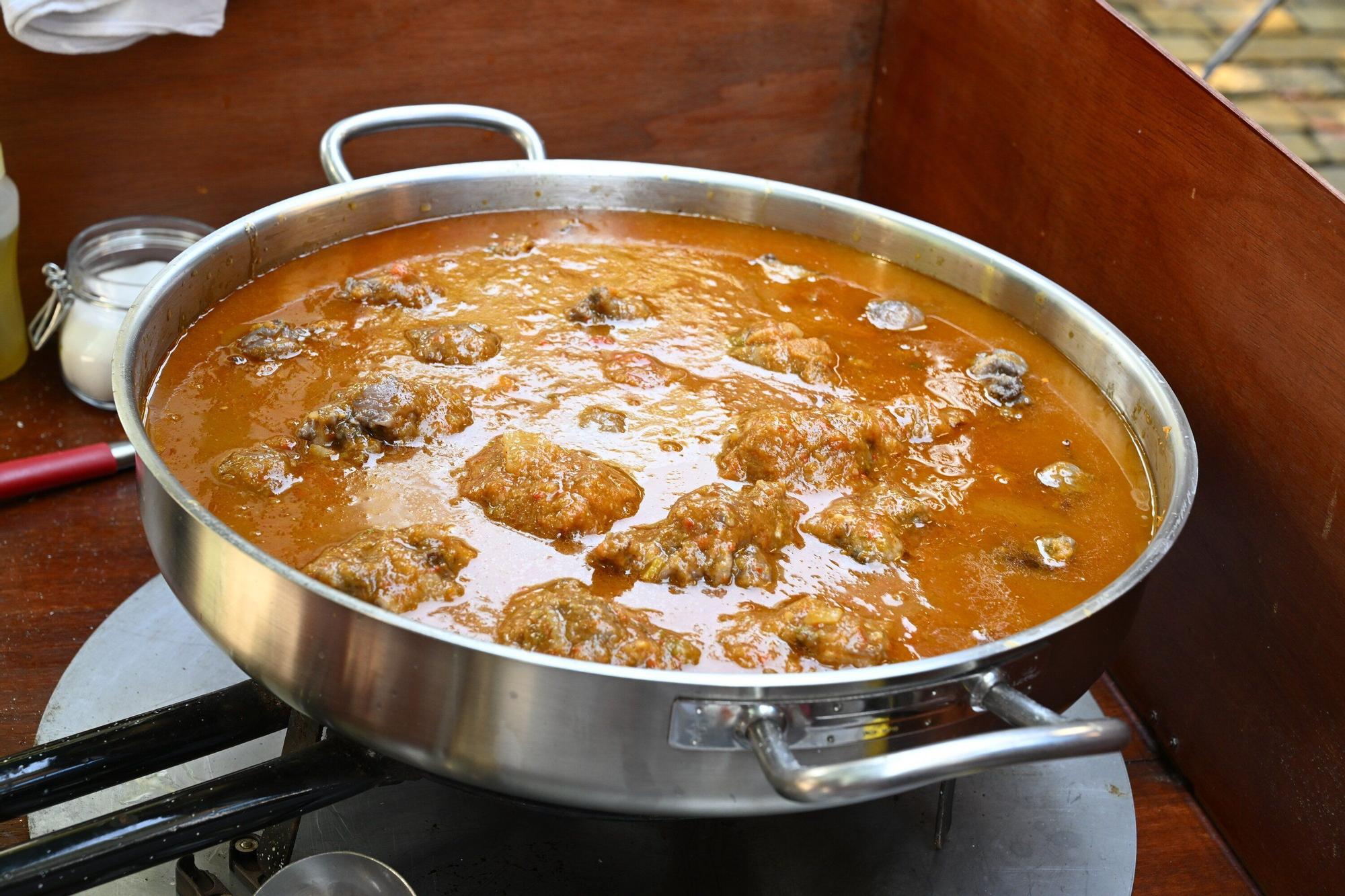 En imágenes: concurso gastronómico de rabo de toro en Aste Nagusia