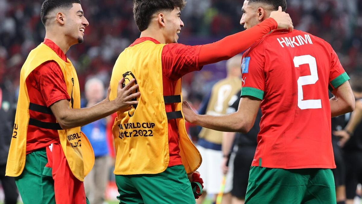 Achraf Hakimi celebrando el pase a semifinales