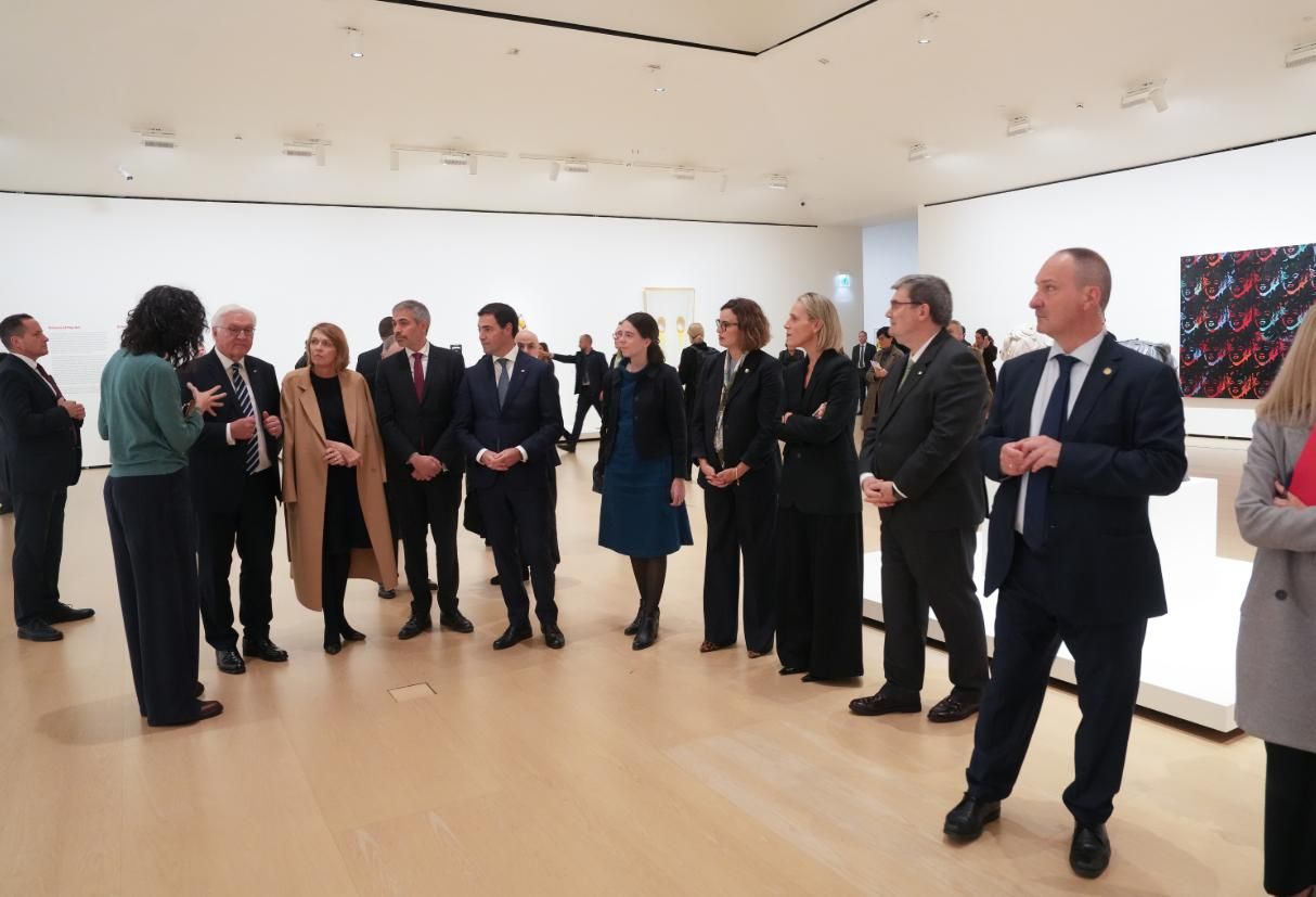 En imágenes: Steinmeier finaliza su viaje oficial a Euskadi con una visita al Museo Guggenheim de Bilbao