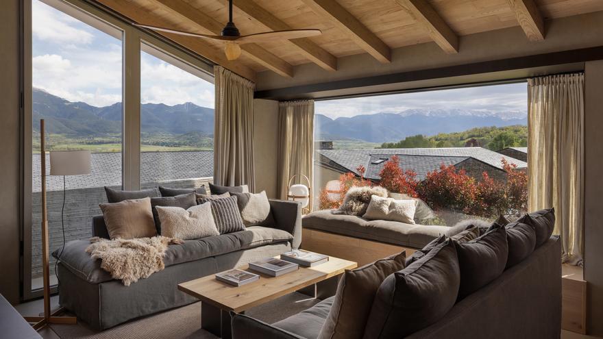 En imágenes: Una vivienda que fusiona naturaleza, lujo y sobriedad