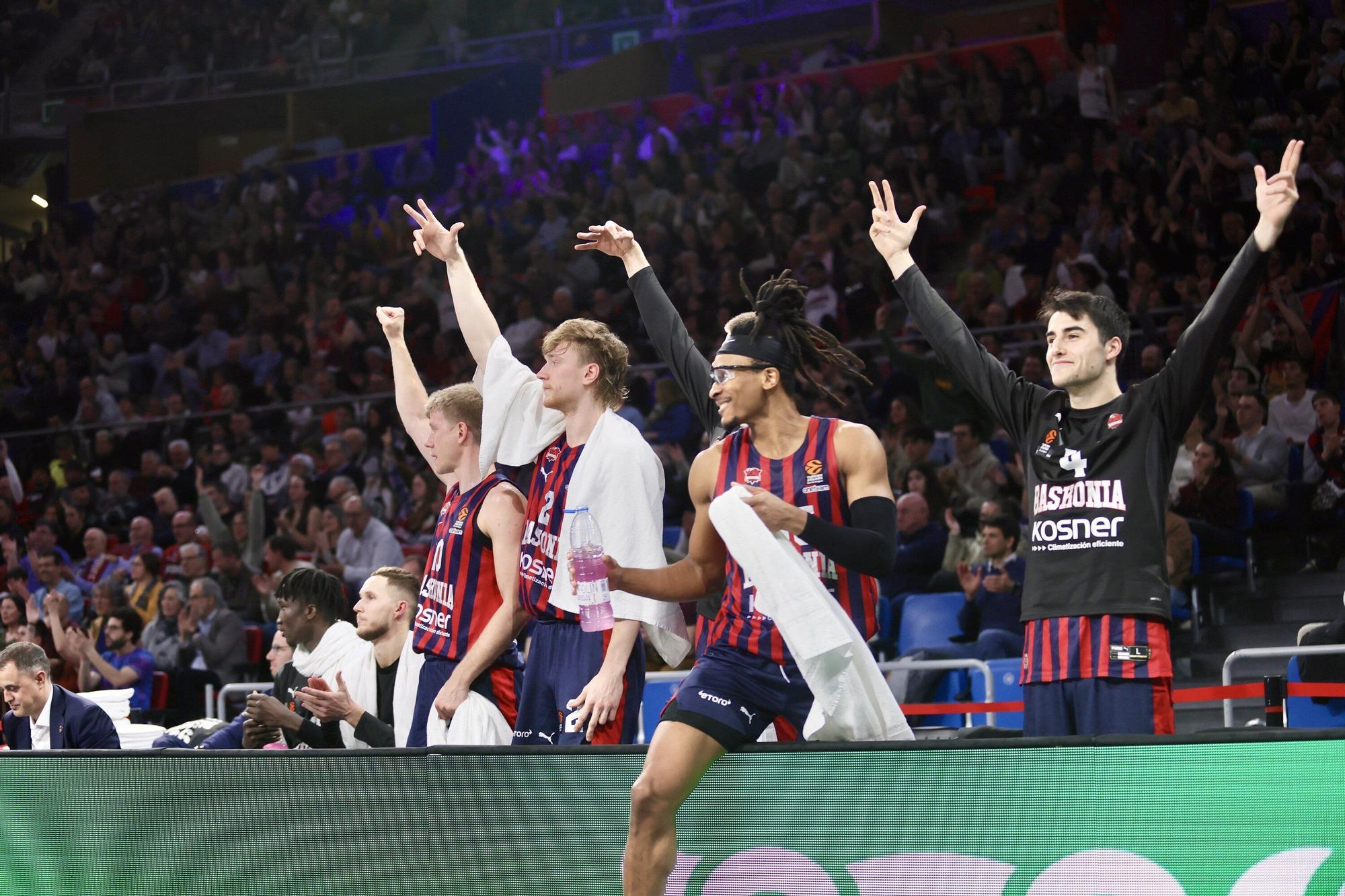 Las imágenes del Baskonia-Asvel de Euroliga en el Buesa Arena