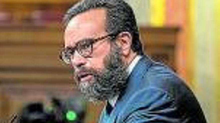 Cuatro letras a...José María Sánchez