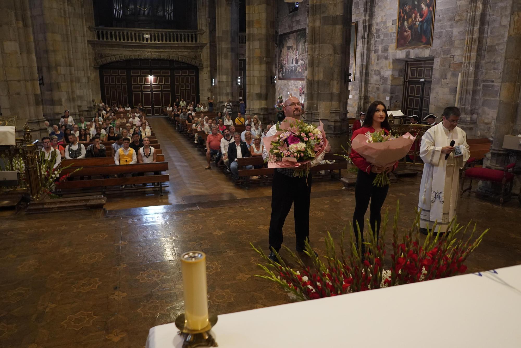 En imágenes: Ofrenda floral del circo a la Virgen de Begoña