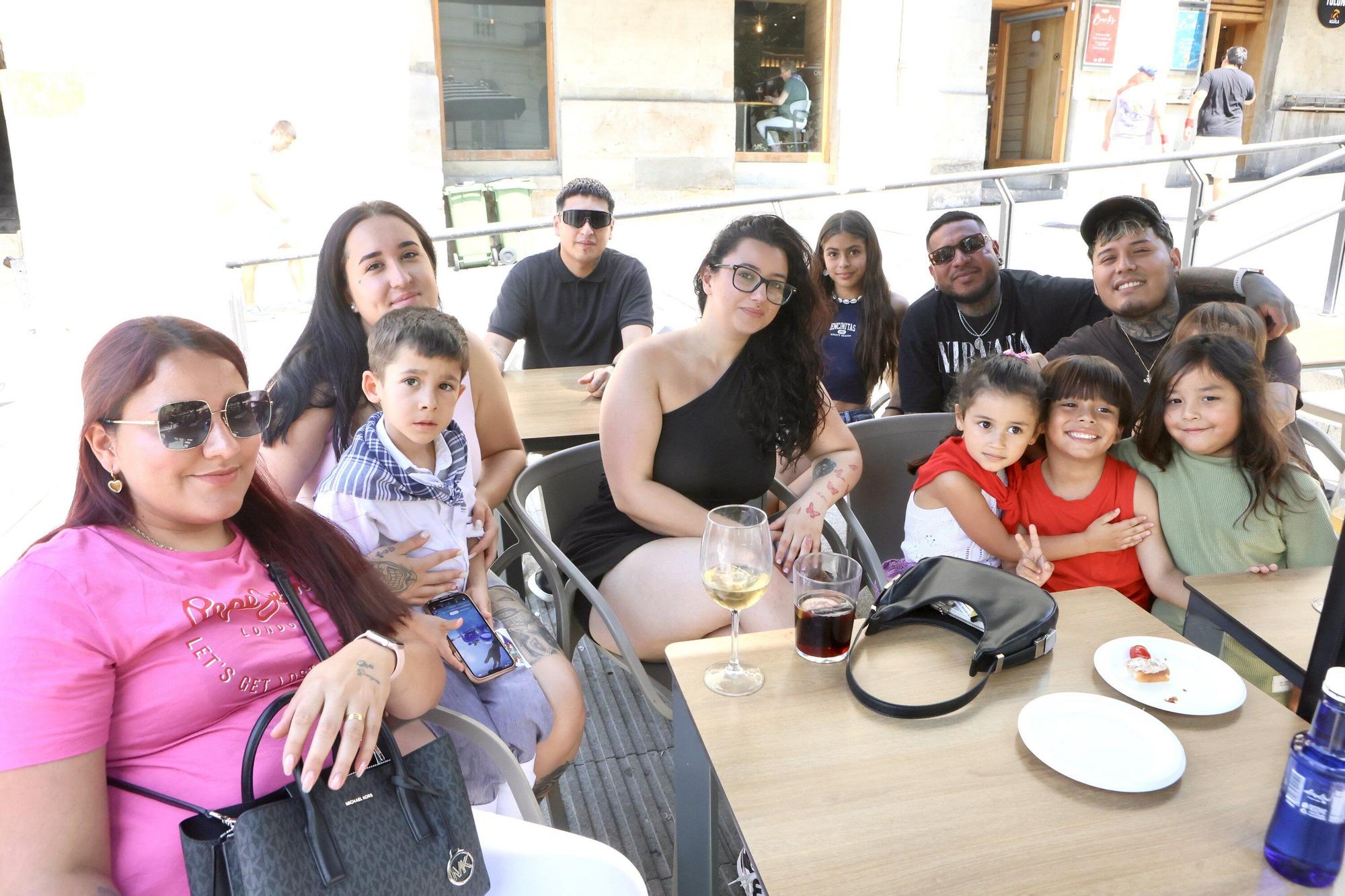 En imágenes: Los txikis se adueñan de su día en las fiestas de La Blanca