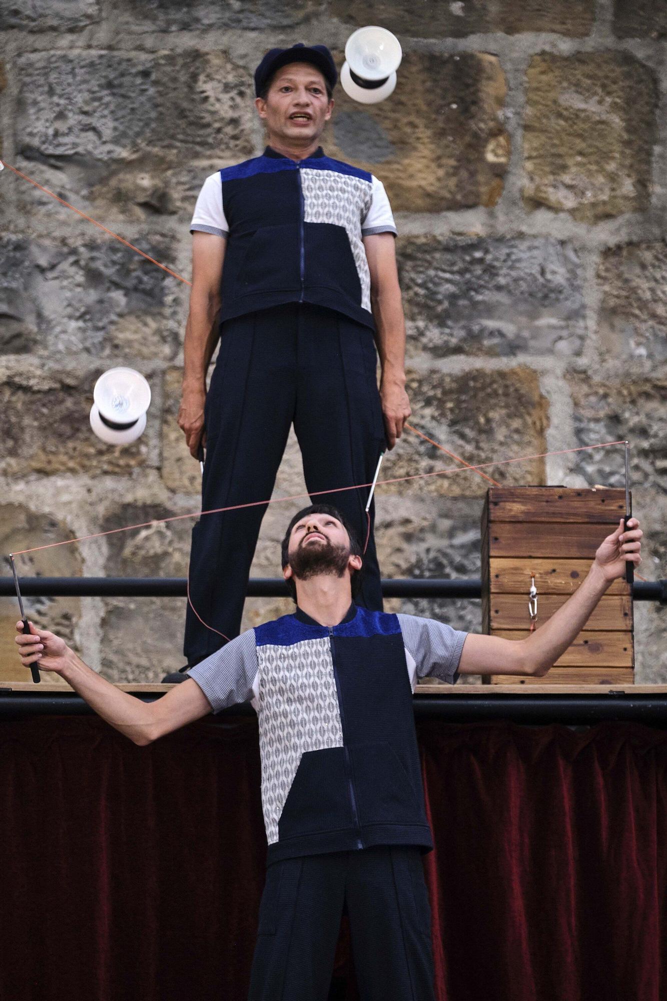 Cinco puntas con el espectaculo Ardatzak’ en la Ciudadela de Pamplona