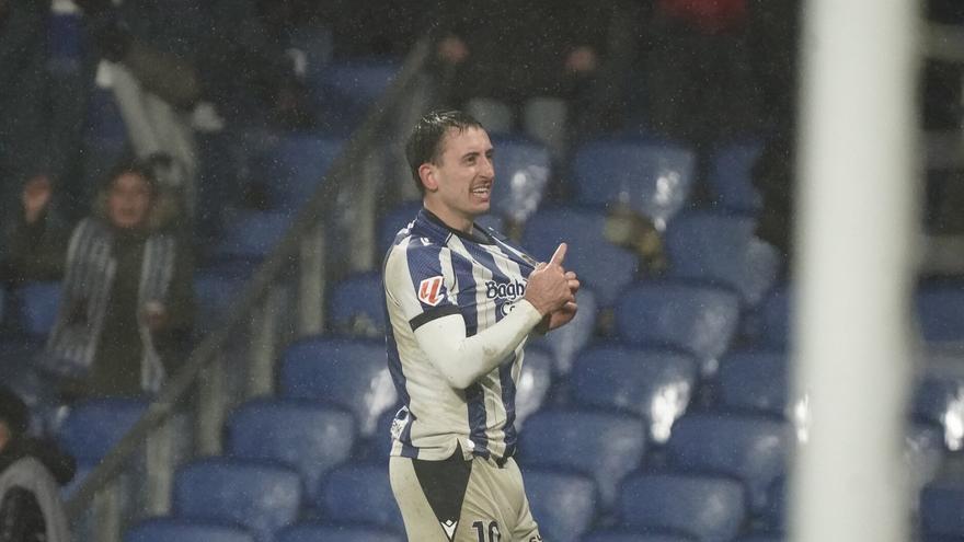 Anoeta canta bajo la lluvia en el Real Sociedad-Celta