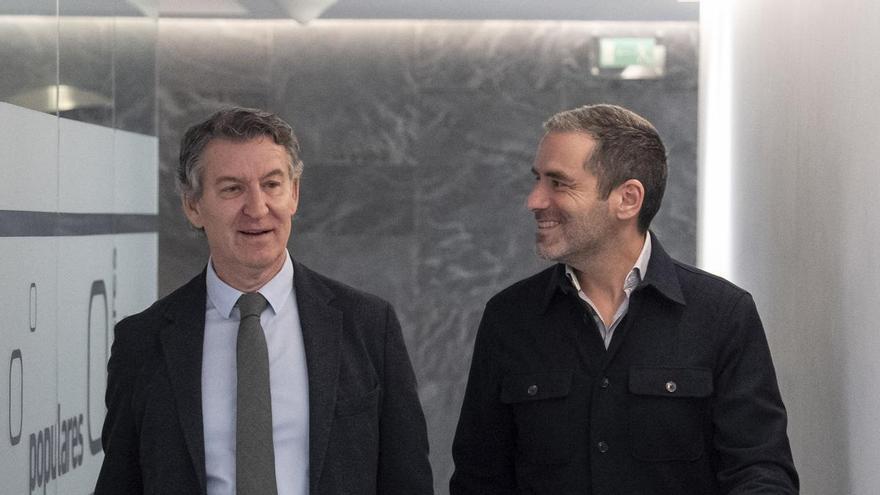 Sémper regresa al comité de dirección del PP tras el tratamiento por el cáncer que padece