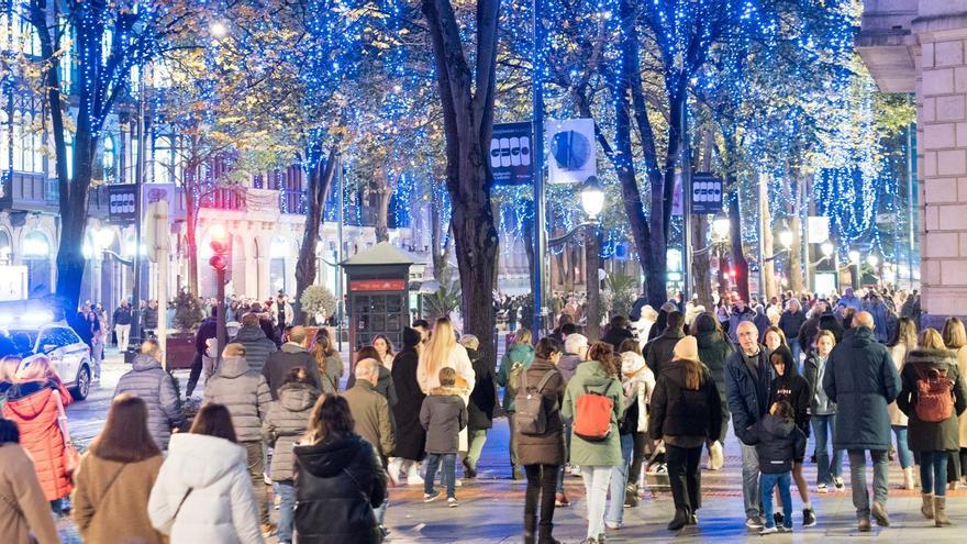 Segurtasun dispositibo berezia abiatu dute Bilbon Gabonak eta merkealdia direla eta