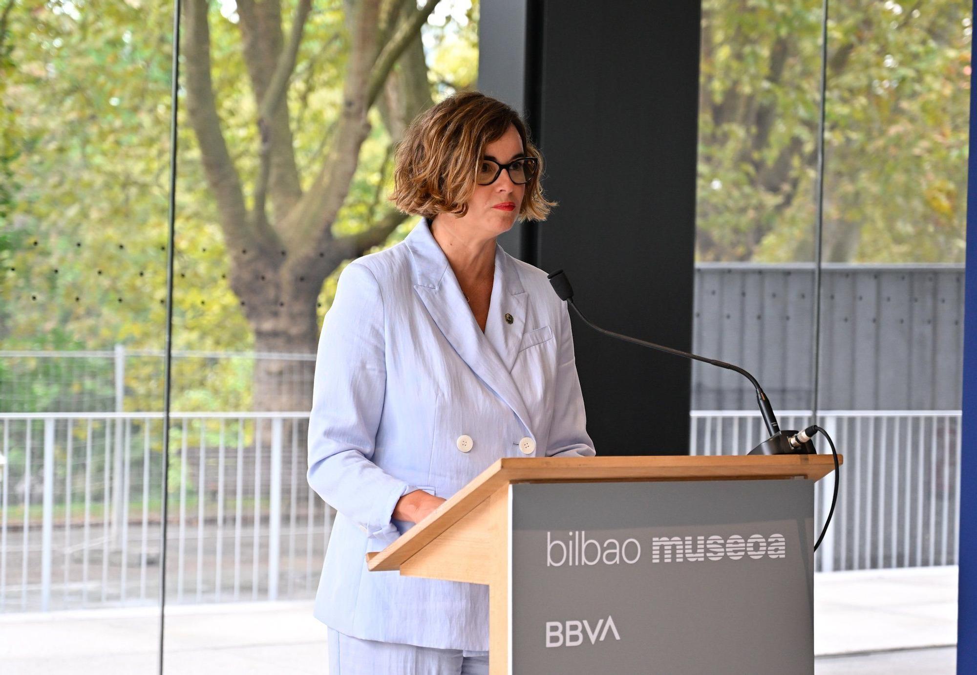 a escultura de Chillida "Elogio del hierro III" regresa a Bilbao