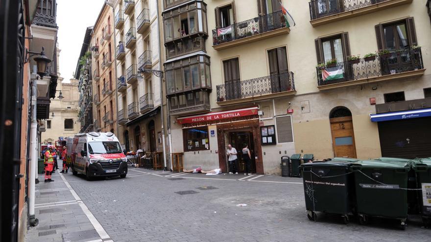 Imágenes de las inmediaciones del atropello mortal en la calle Navarrería de Pamplona